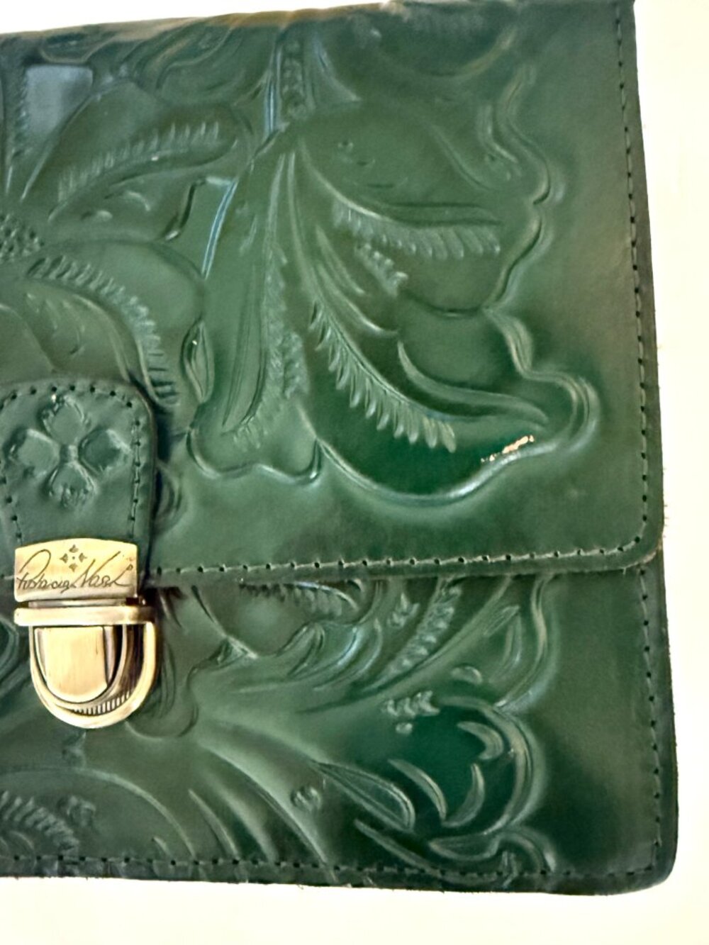 Patricia Nash green tooled leather crossbody purse - Picture 6 of 10